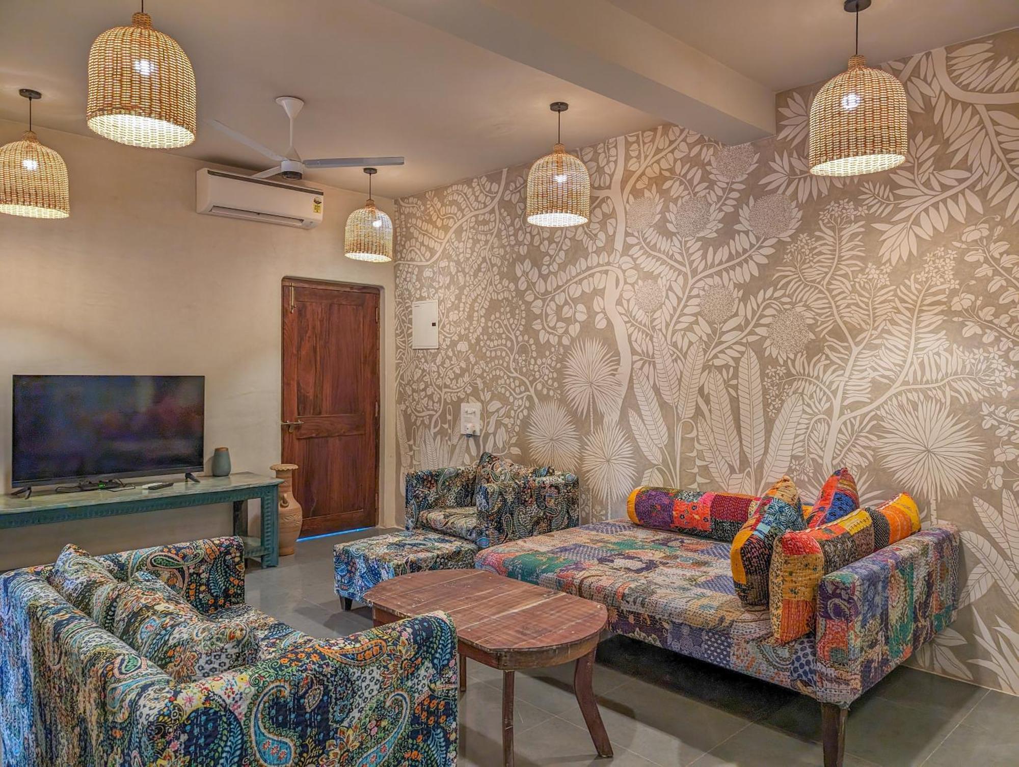 Beach Villa Morjim Room photo