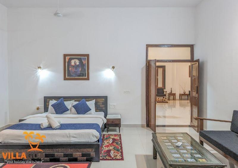Beach Villa Morjim Room photo